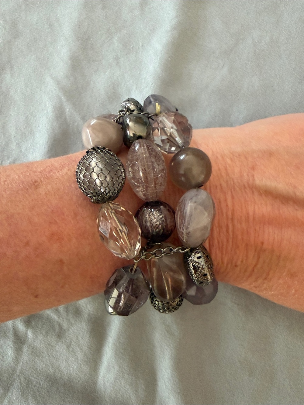 Chunky Multicolor Gray Bead Stretch Bracelet